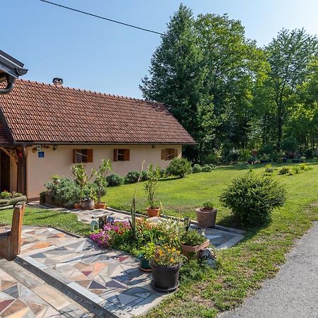 Imanje Jelas Slunj Exteriér fotografie