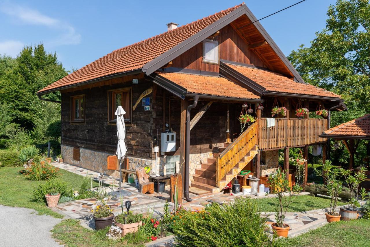 Imanje Jelas Slunj Exteriér fotografie